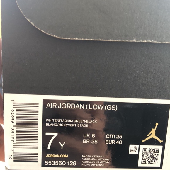 💚🤍NIKE AIR JORDAN 1 LOW GS SNEAKERS🤍💚 - Picture 13 of 13